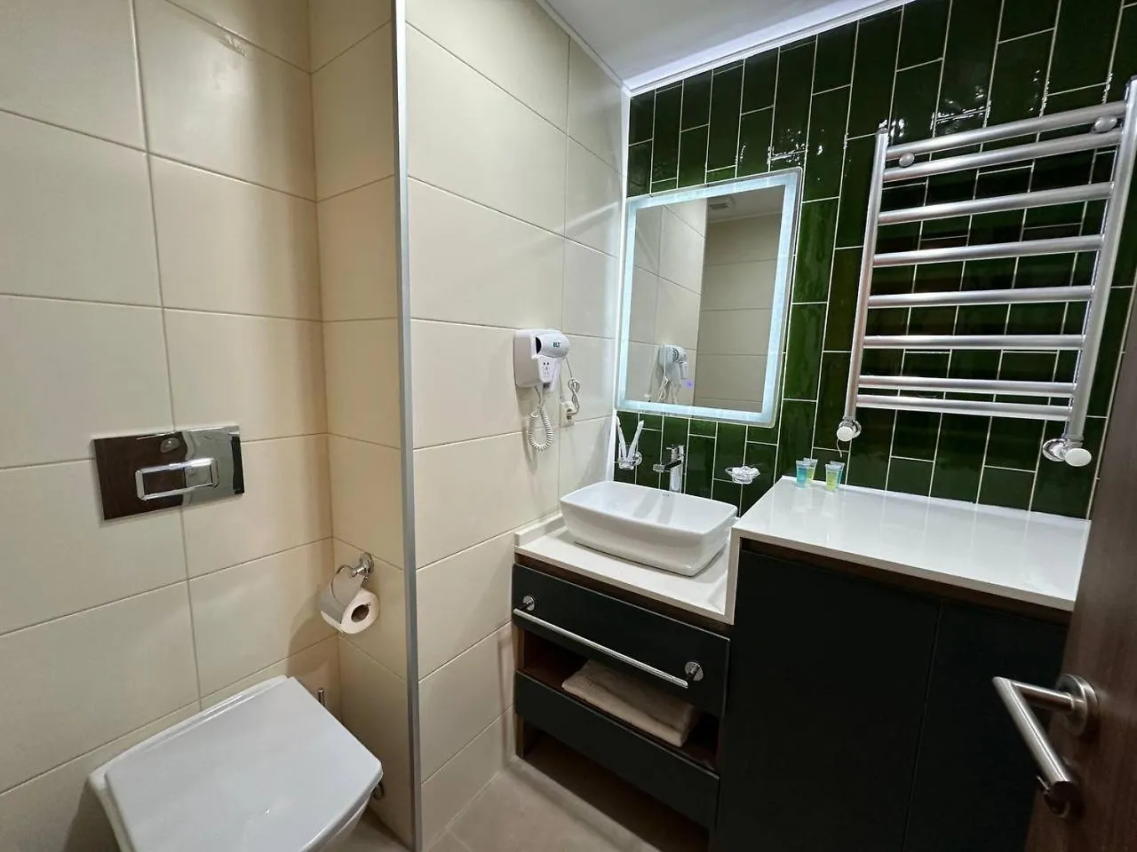 Dainty Apartment With Seaside View 923 Batumi 0*,  Gruzie
